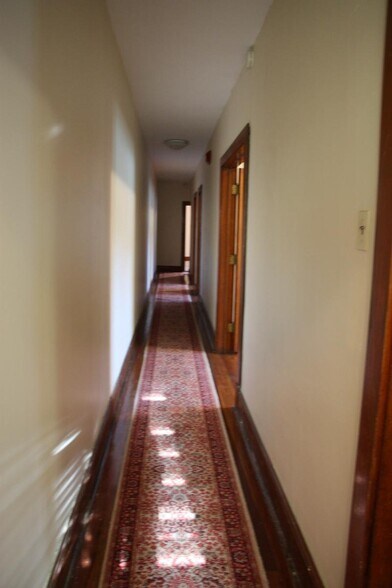 Main Hallway connecting kitchen to front Parlor - 1006 Center St