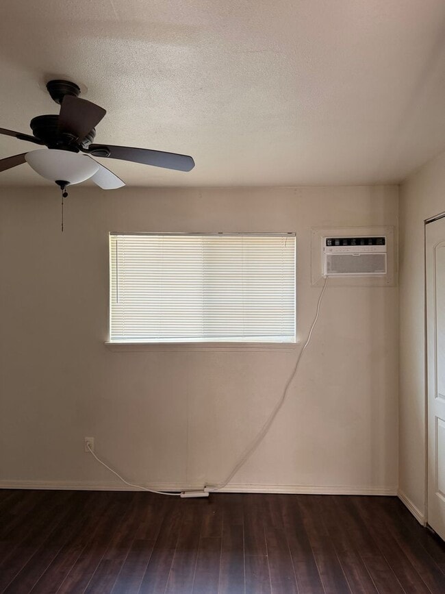 Building Photo - 3346 Stingy Ln