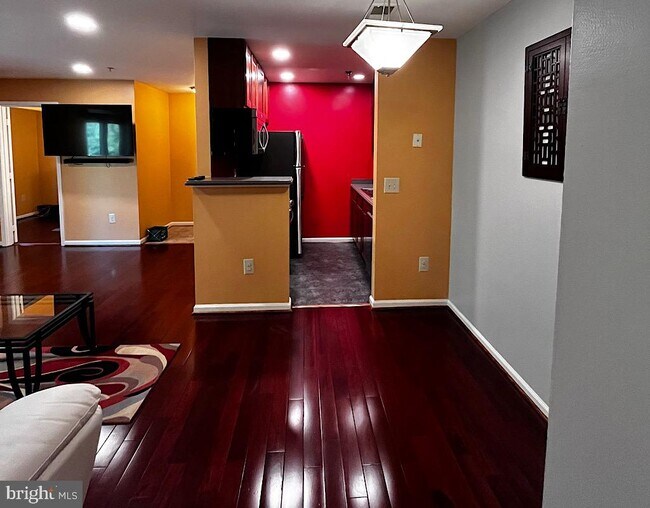Building Photo - 38 White Pine Cir