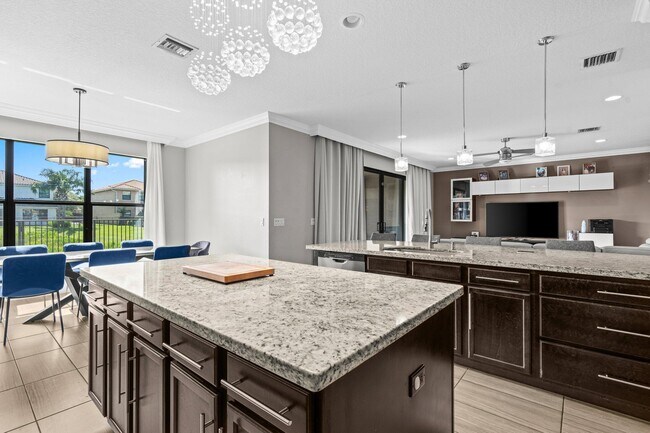 Building Photo - 14543 White Jade Terrace