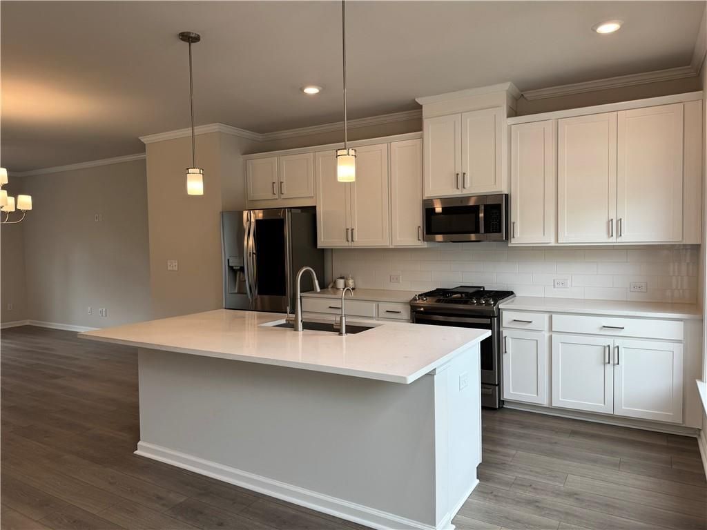 Building Photo - 3706 Davis Cir