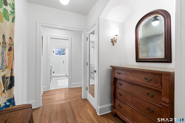 Building Photo - 27 Prospect Hill Rd