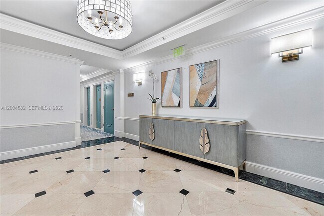 Building Photo - 3350 SW 27th Ave