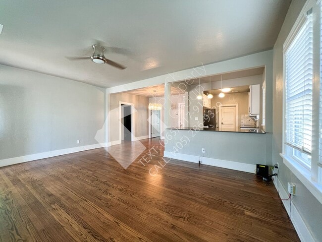 Building Photo - Must See 3 Bedroom/3 Bathroom Home near Ed...