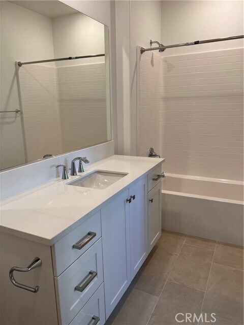 Building Photo - 26909 Pathfinder Ln