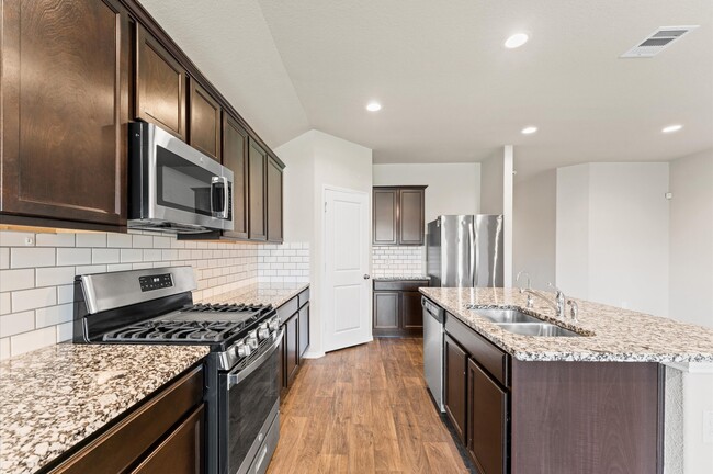 Building Photo - 919 Bright Lotus Ln