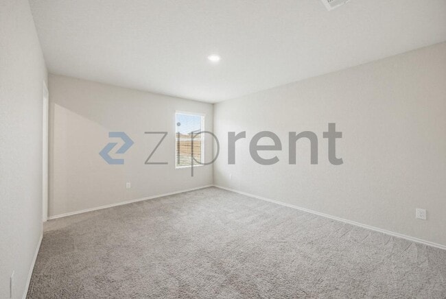 Building Photo - 2781 Rosefinch