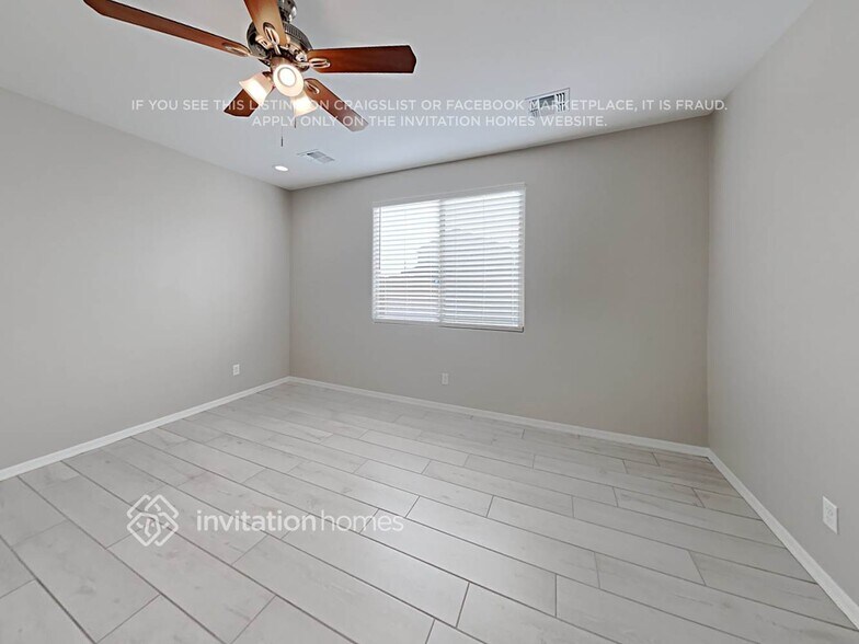 Building Photo - 19615 W Montecito Ave