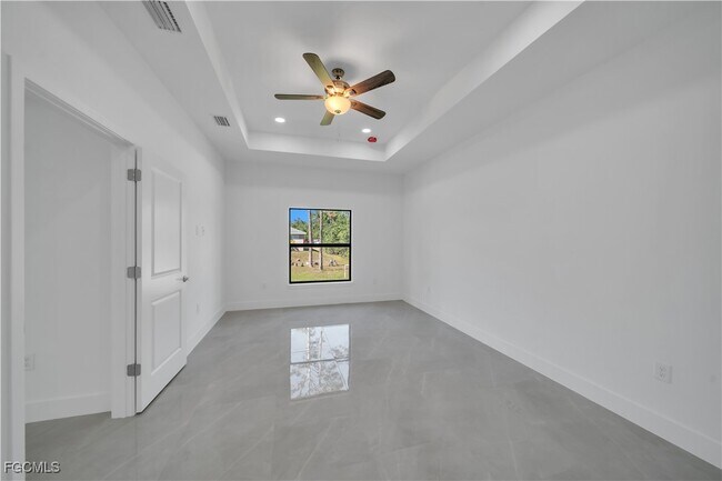Building Photo - 3302 35th St W