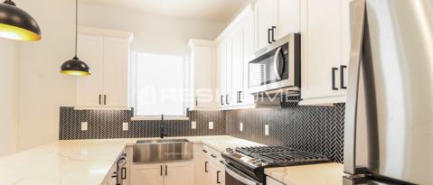 Building Photo - 3052 Truxillo St