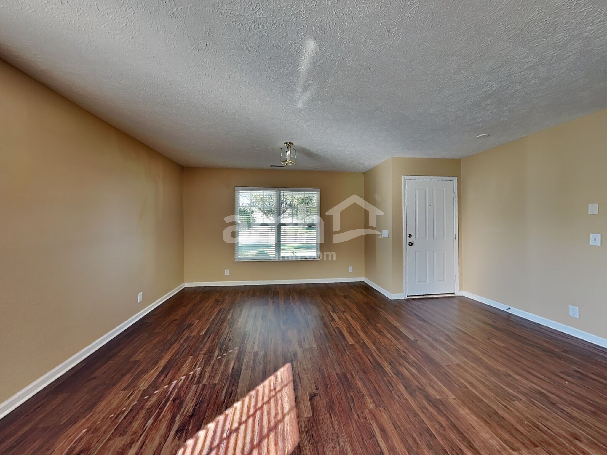 Building Photo - 3128 Hidden Creek Dr