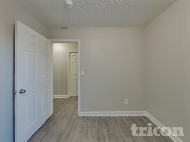 Building Photo - 1027 Alston Hill Dr