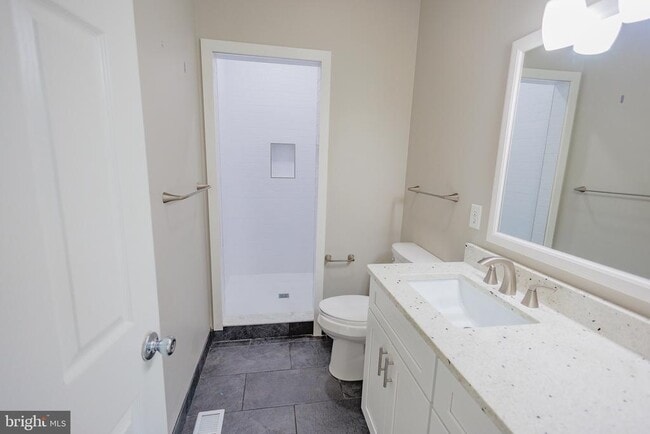 Building Photo - 34 Delsea Dr S