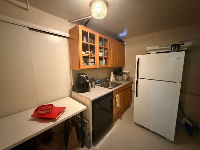 Building Photo - Spacious South Denver Home Near DU, Wash Park & Light Rail!!!