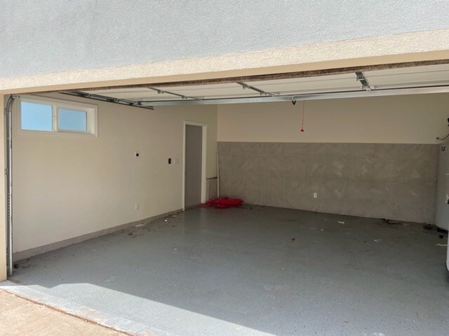 Building Photo - 4494 Sierra Dr