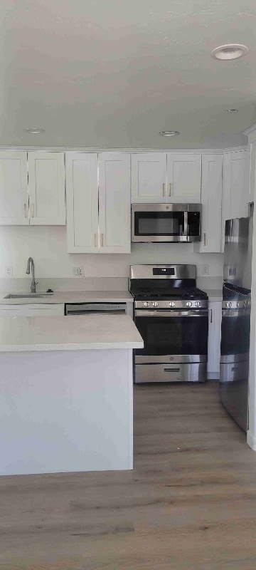 Building Photo - 8820 Noeline Ave