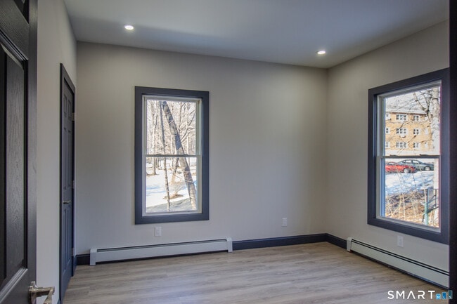 Building Photo - 133 North St