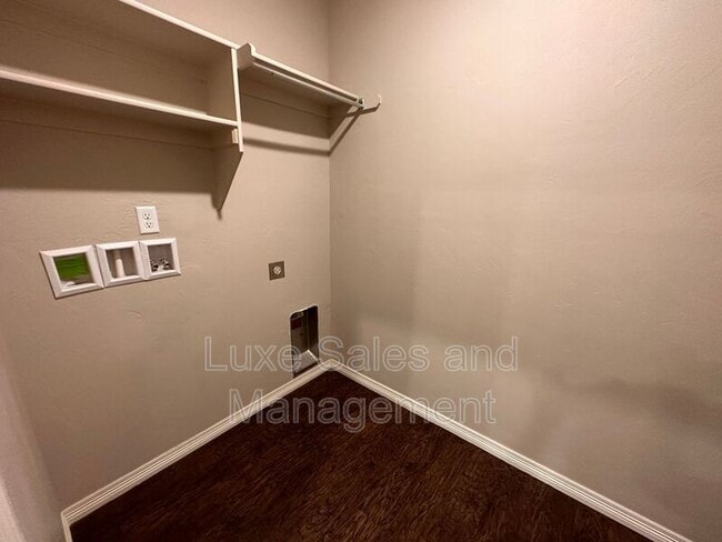 Building Photo - 2180 Camino Del Plaza Ln