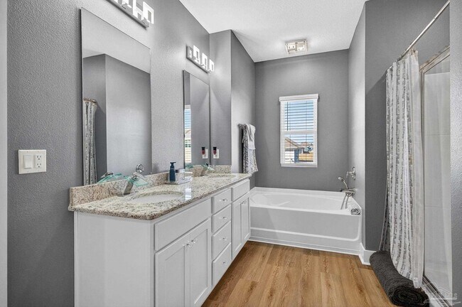 Building Photo - 6076 Rutherford Lp