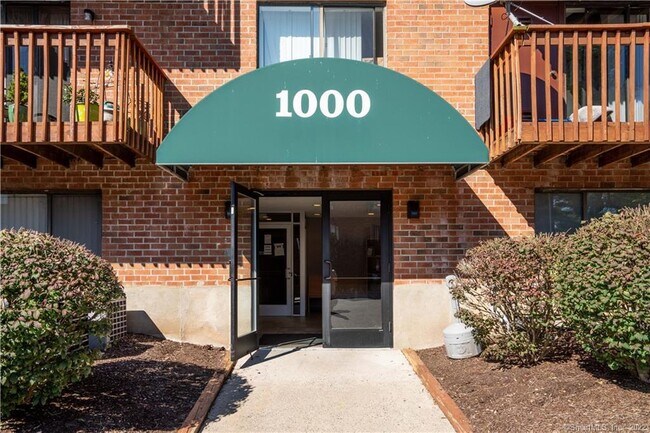 Building Photo - 1401 Harbor View Dr