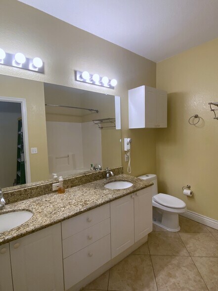 Building Photo - 2755 Via Capri #1235