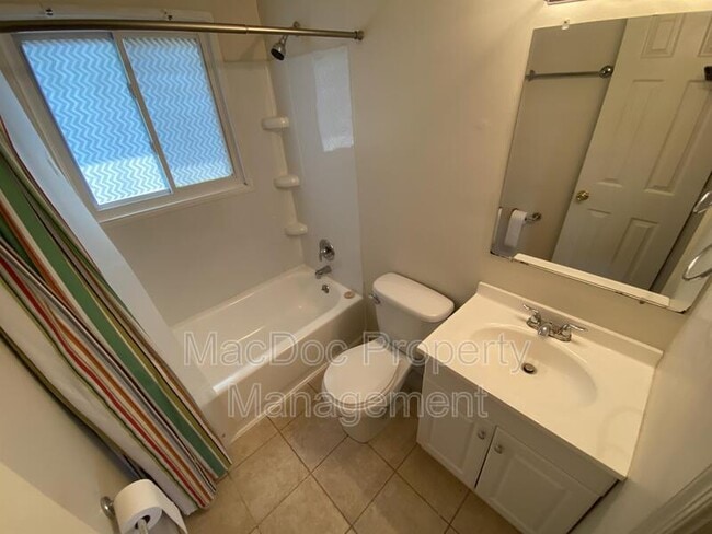 Building Photo - 729 Anvil Rd