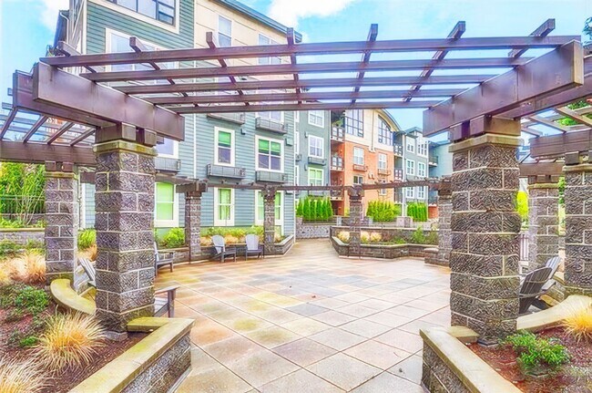 Building Photo - Penthouse condo in the ideal location in t...
