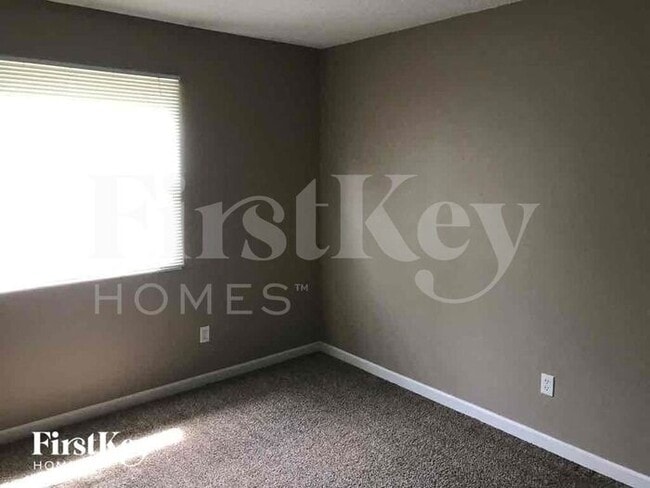 Building Photo - 2050 Riverwood Trails Dr