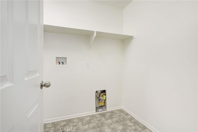 Building Photo - 1335 Comfrey Leaf Dr
