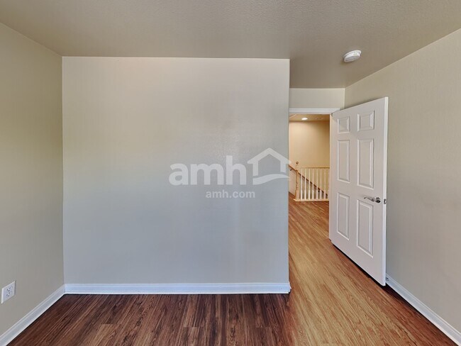 Building Photo - 8920 Bonneville Peak Ct