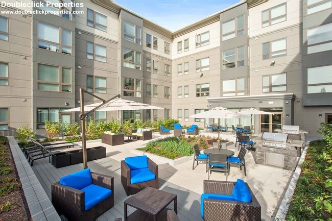 Building Photo - 180 Eastern Ave