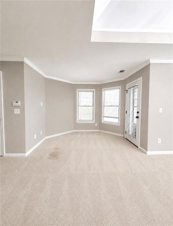 Building Photo - 3235 Bentwood Close