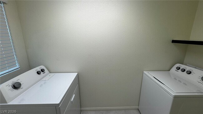 Building Photo - 9896 Panther Hollow St