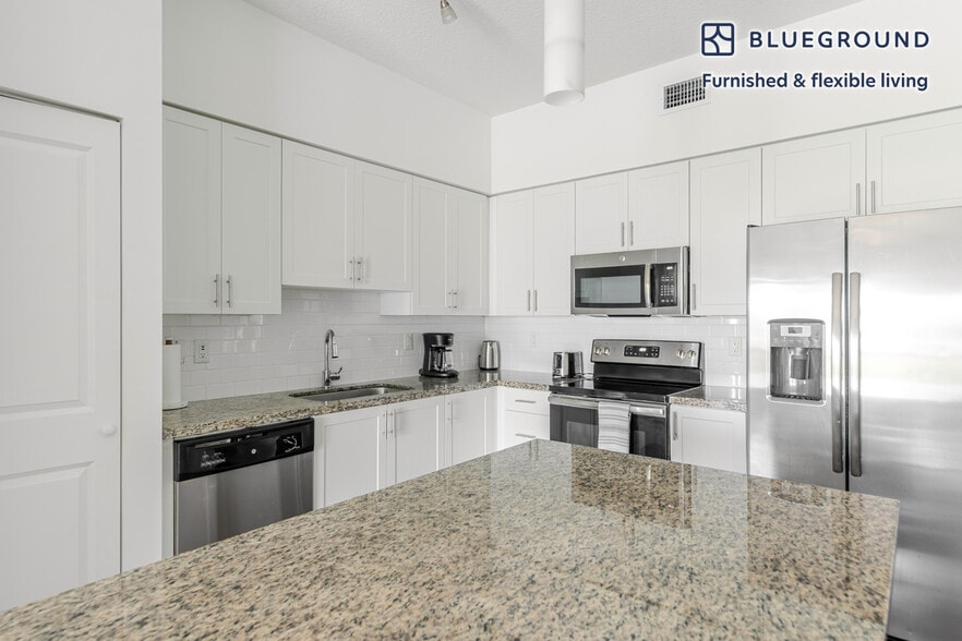 Building Photo - 4300 SW 113th Terrace