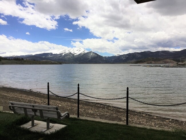 Building Photo - Summer Seasonal Rental- Anchorage East 11