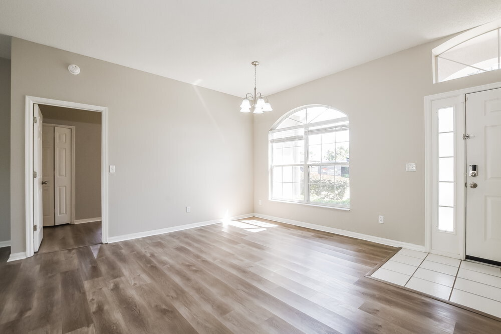 Building Photo - 1409 Center St