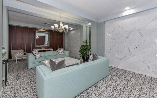 Building Photo - 2860 S Ocean Blvd