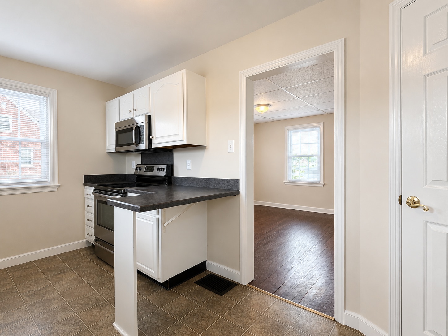 Building Photo - 430 Brimmer Ave
