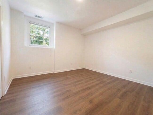 Building Photo - 3530 Waters Cove Way