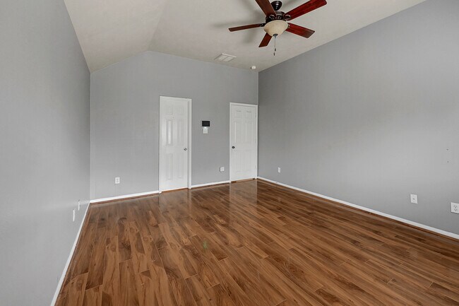 Building Photo - 16711 Moss Green Ct