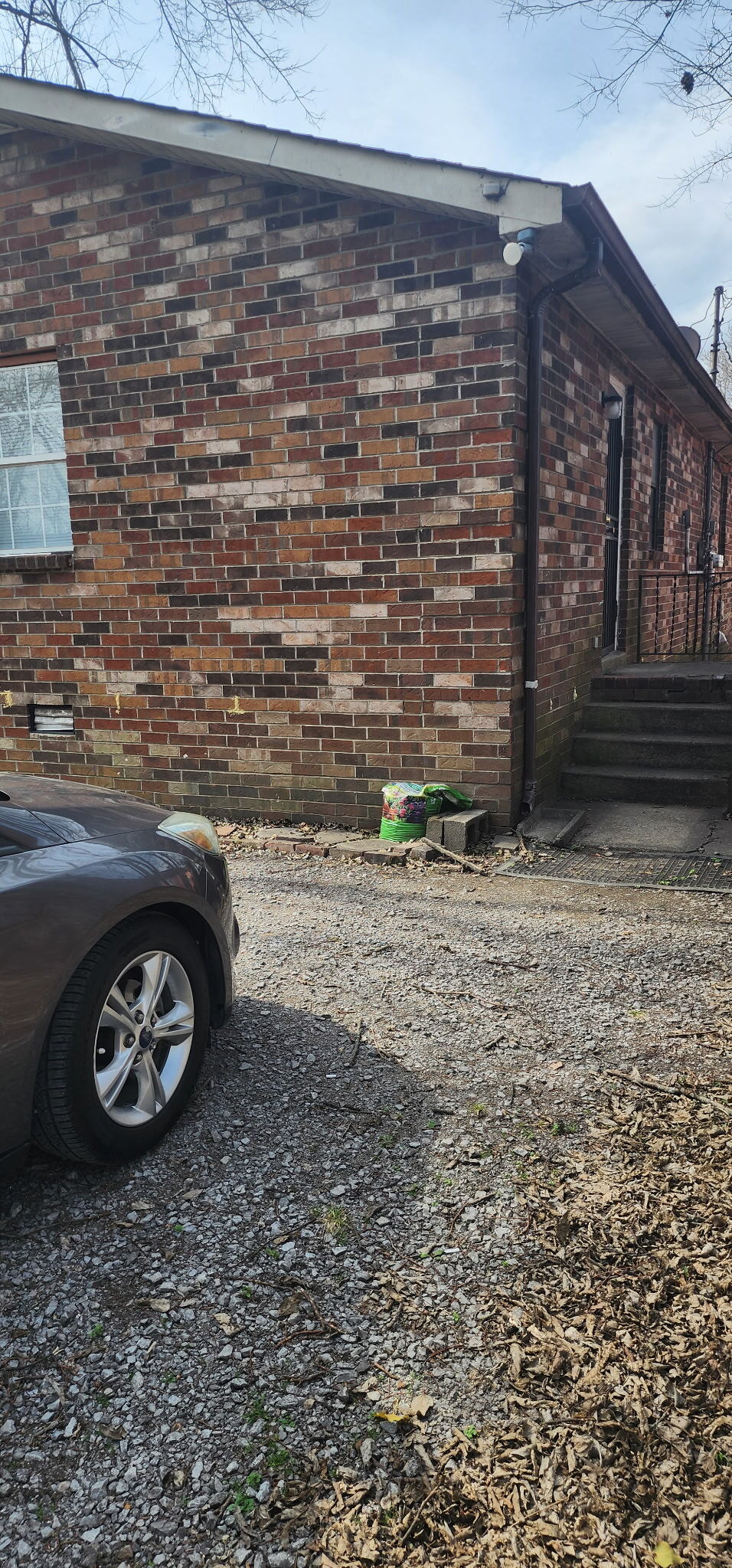 Building Photo - 1748 22nd Ave N