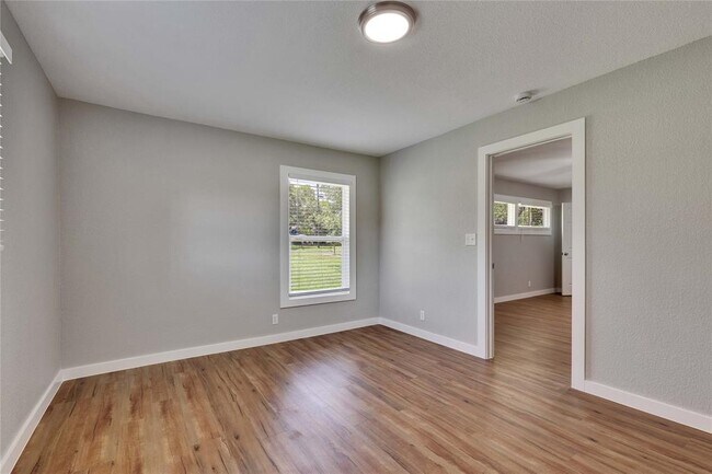 Building Photo - 11409 Hunters Ln
