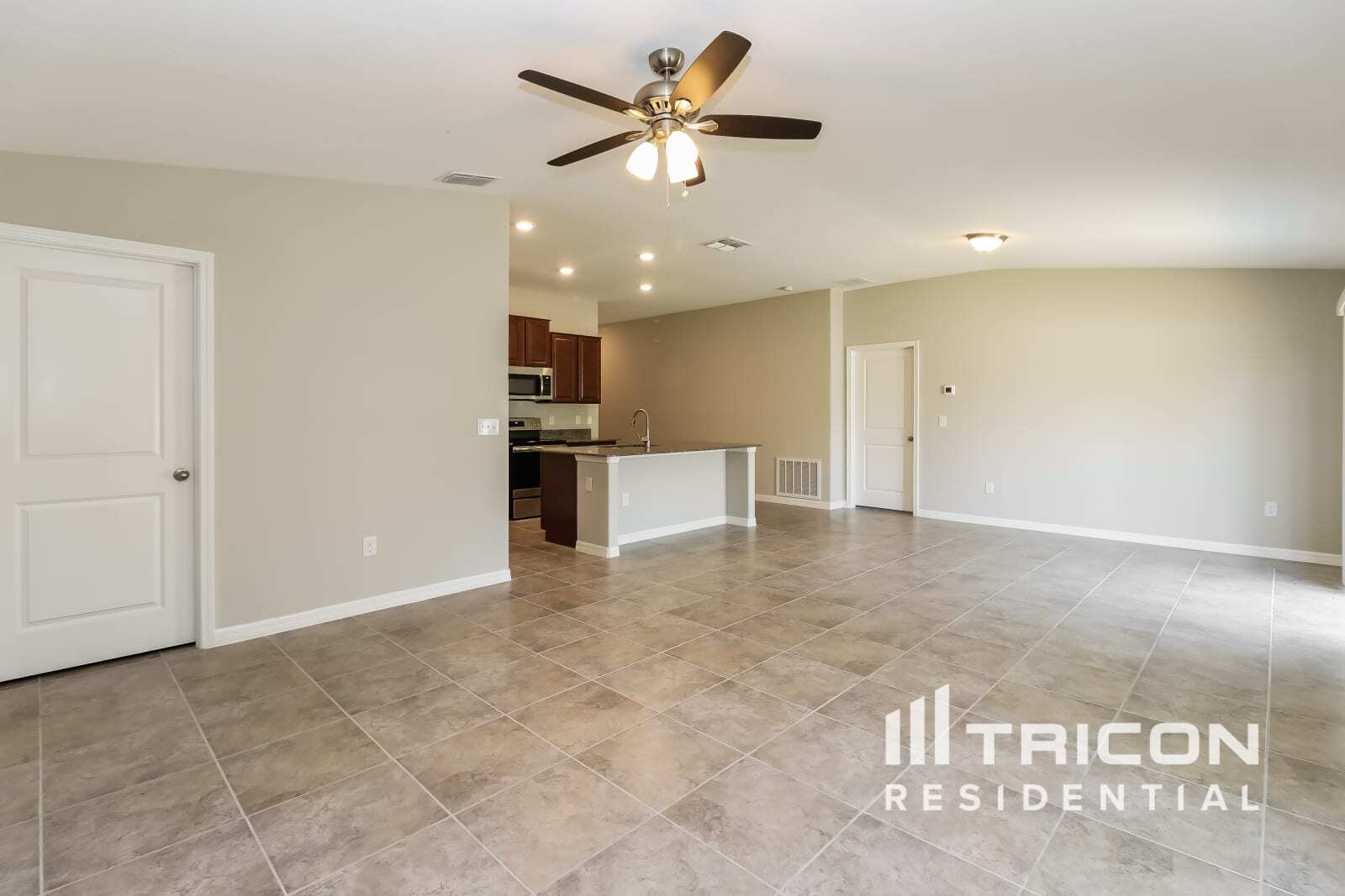 Building Photo - 1732 Broad Winged Hawk Dr