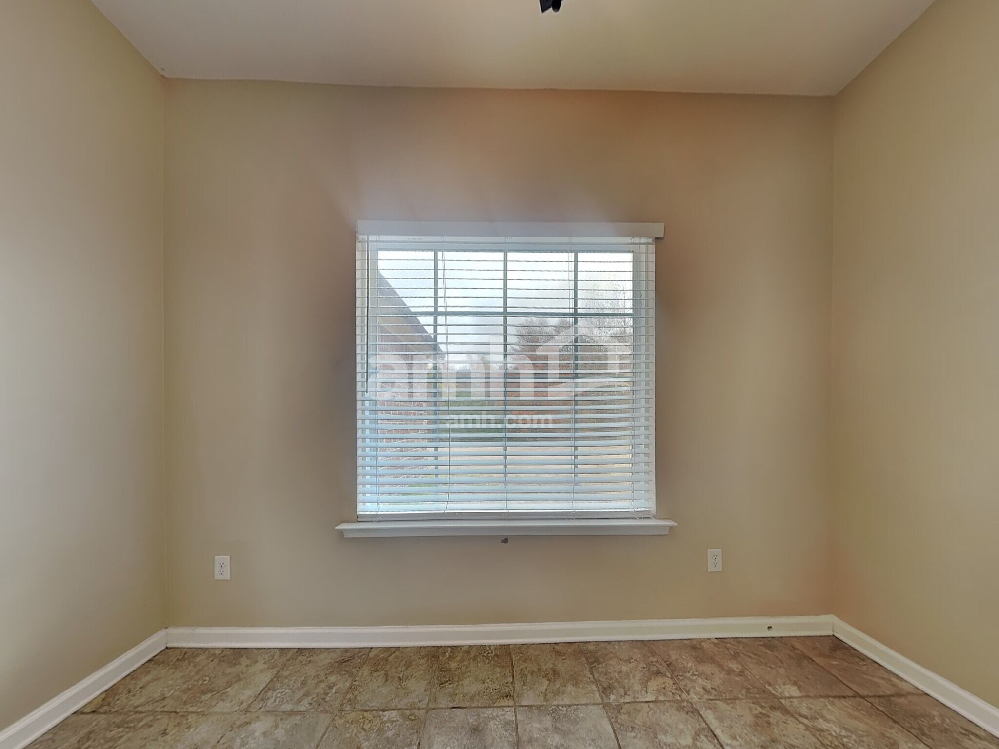 Building Photo - 4940 Grace View Ln