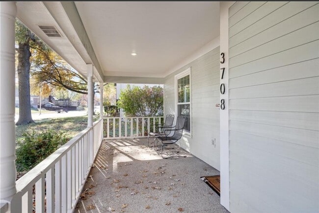 Building Photo - Schedule a Showing Today!!!