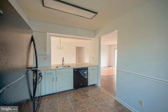 Building Photo - 3102B Limestone Way
