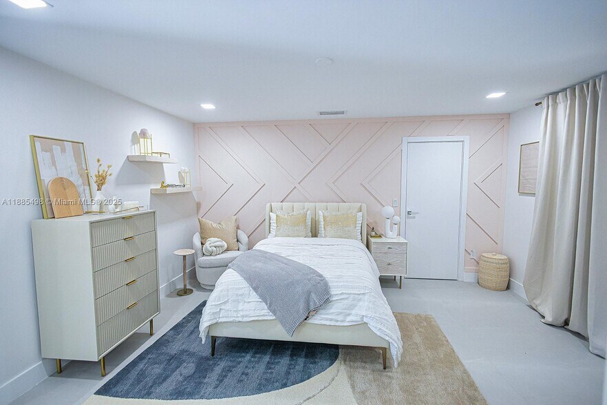 Building Photo - 10506 SW 89th Pl