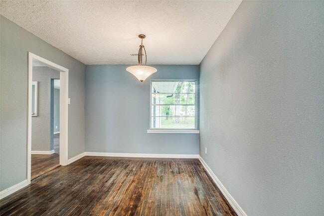 Building Photo - 419 E 42nd St