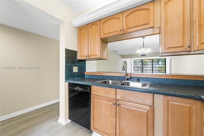 Building Photo - 3650 Whitehall Dr
