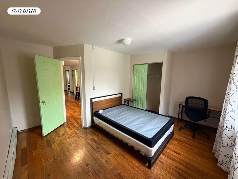 Building Photo - 91 E 57th St